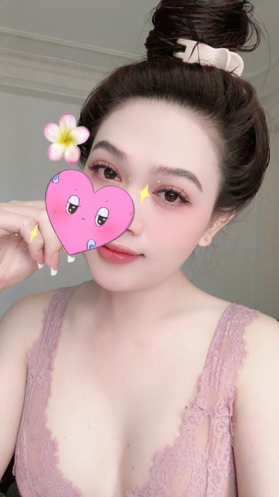 PÉ TUYỀN CHÂN DÀI MỚI VÀO NGHỀ HÀNG BAO NGON